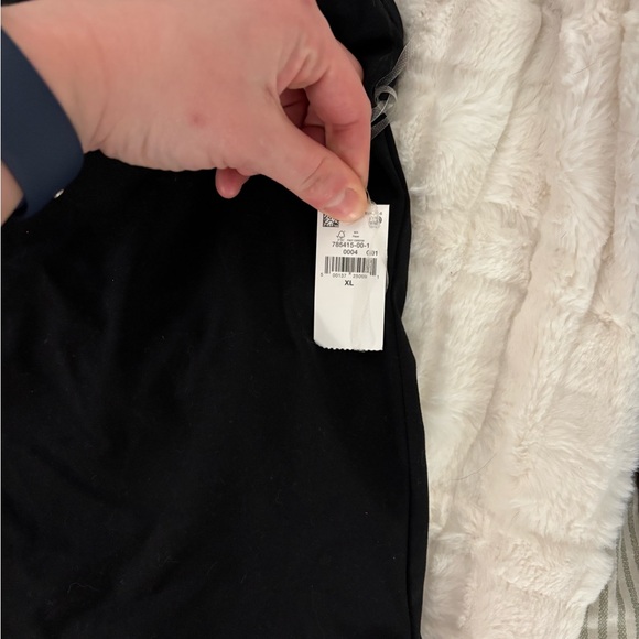 workout Tank Top - Picture 2 of 3